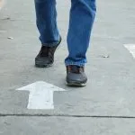 Možda zvuči suludo, ali hodanje unazad je veoma zdravo, a evo i zašto