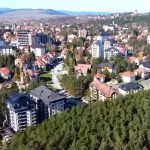 "Kao da odeš na odmor u Mirijevo": Na snimku Zlatibora iz vazduha vidi se samo betonski kič