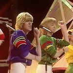 Evo kako je izgledao nastup benda Bucks Fizz kome je napravljen omaž u finalu Pesme za Evroviziju