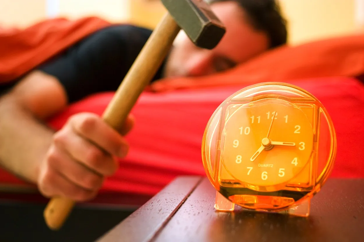 Budite se umorni? Evo zašto vam ustajanje teško pada