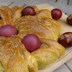 Tradicionalna uskršnja pogača: Kad se mese i kako se ukrašavaju jajčenica, paska i grgurci