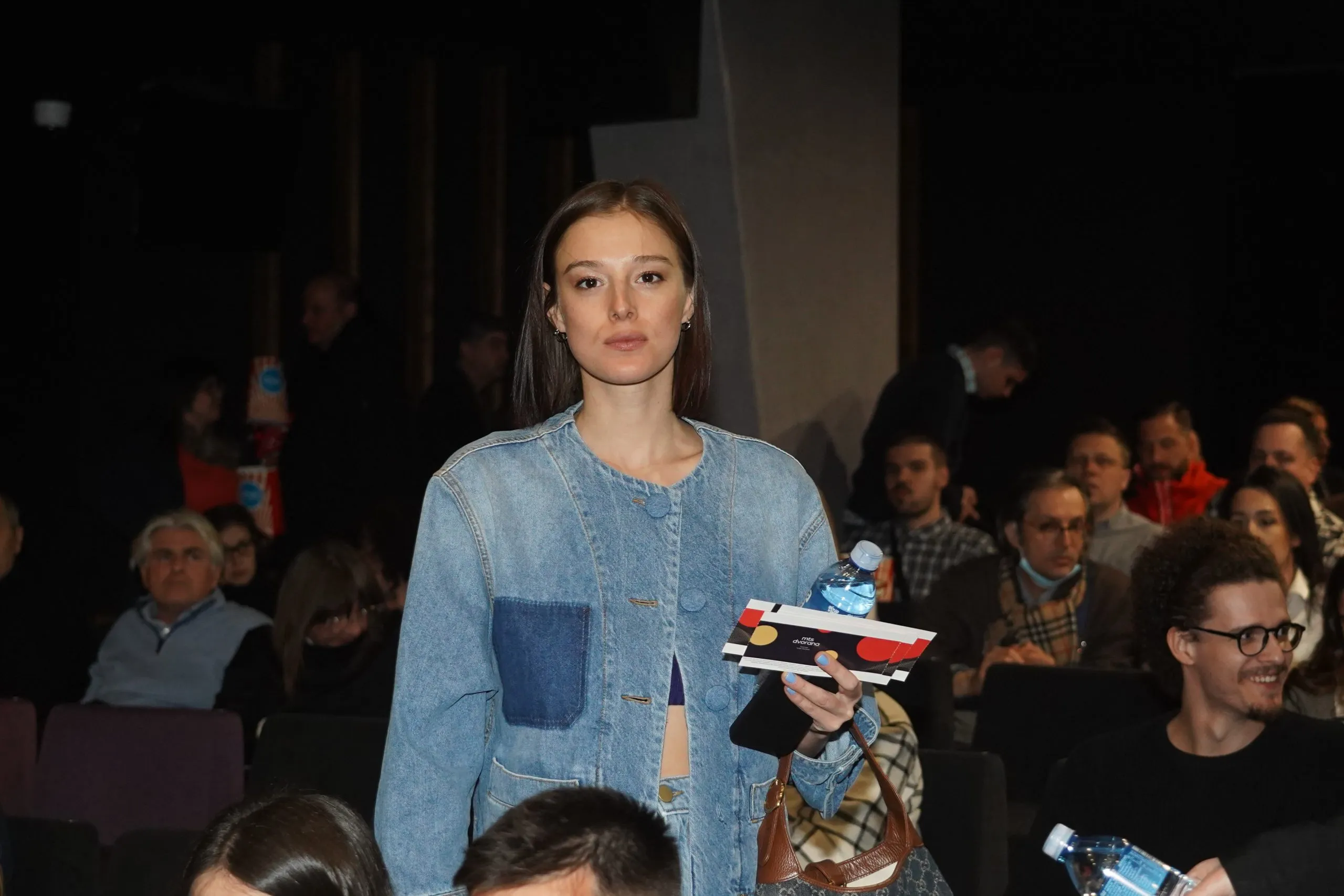 Torba Milene Radulović od 200.000 dinara emituje tihi luksuz