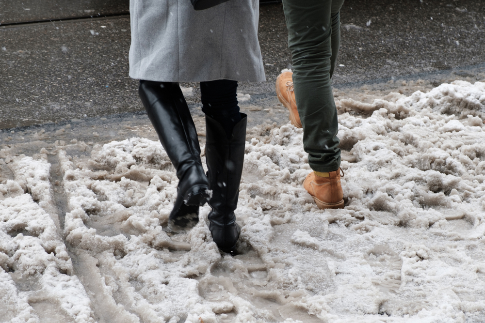 Osušite cipele mokre od snega očas posla uz pomoć stvari koju kupujete svaki dan