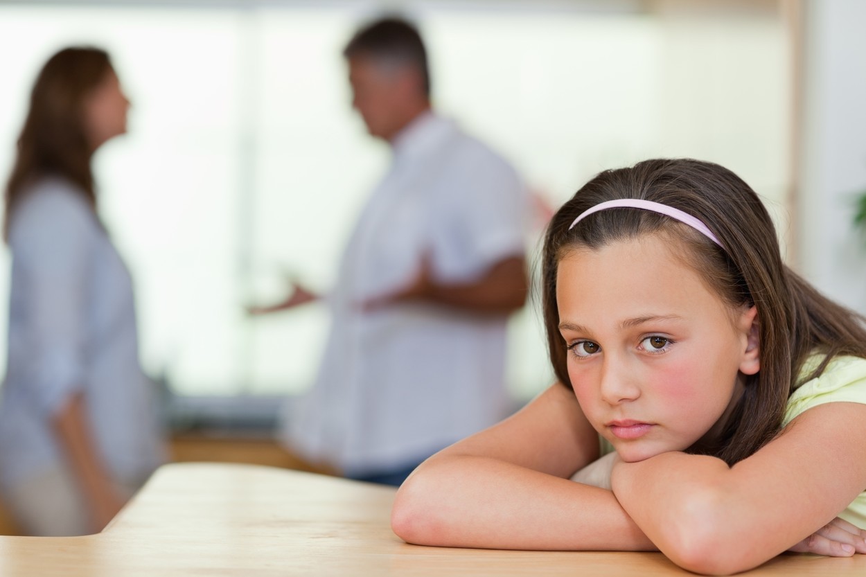 Potkovani traumama utiču na svoju decu: Kako prepoznati emocionalno nezrele roditelje?