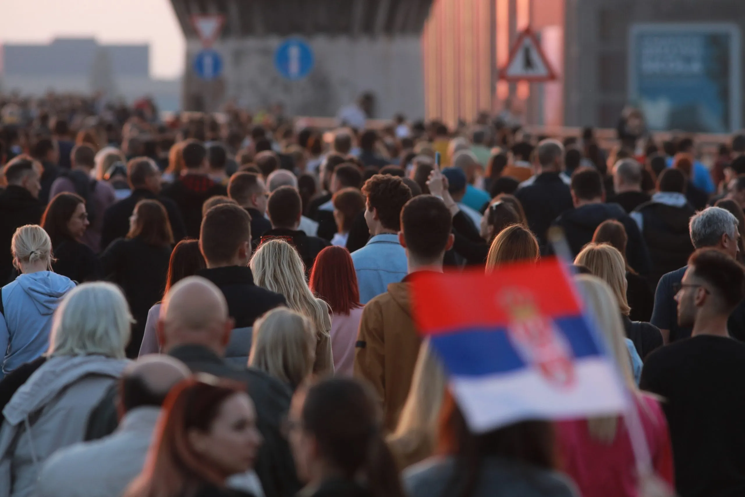 Ferrari zastava ponovo na ulicama Beograda: Evo zašto je jedan barjak juče mnogima vratio nadu