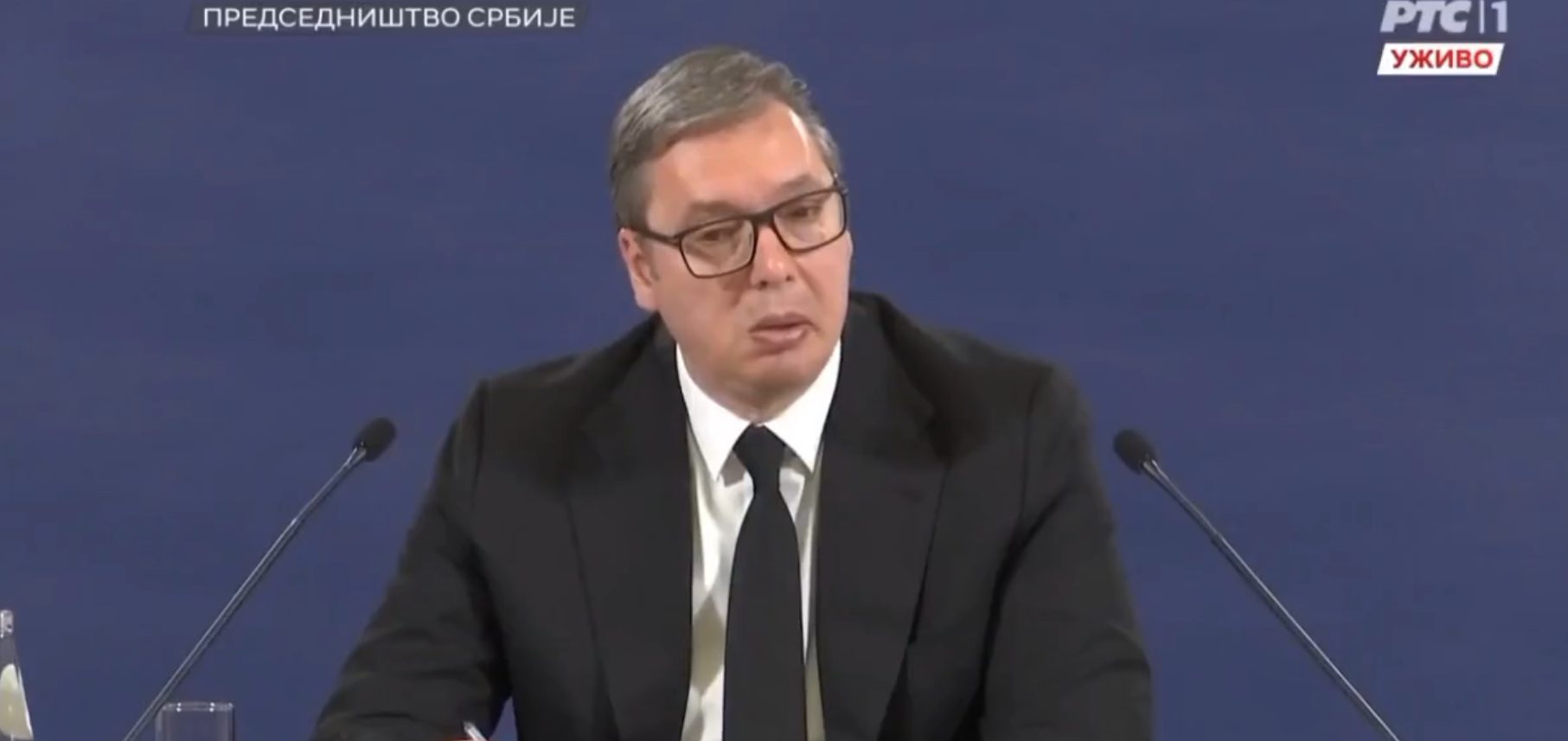 Pitanje novinara nakon kog je i Vučić zaćutao: Snimak konferencije za štampu o kom svi danas pričaju