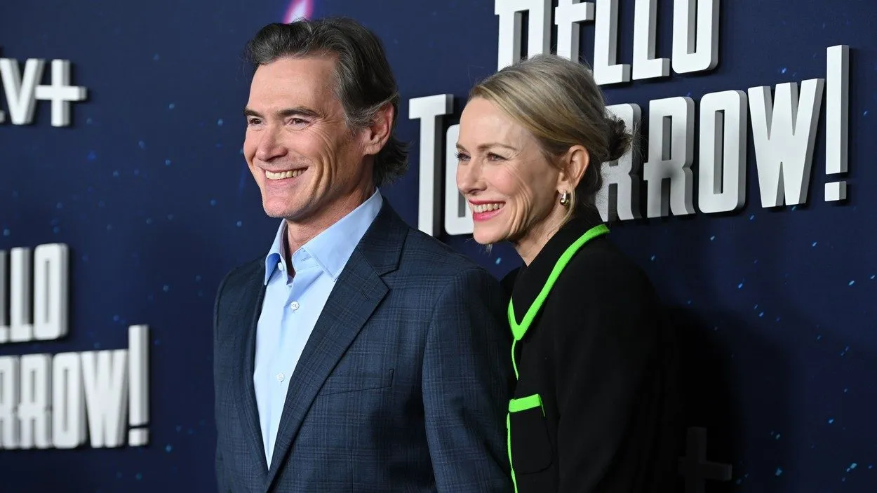 Poznati glumački par najnovijom fotografijom podgrejao priče o venčanju