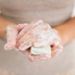 Stručnjaci otkrili da li je zdravo deliti sapun sa drugim članovima porodice i da li je bolji tečni ili običan