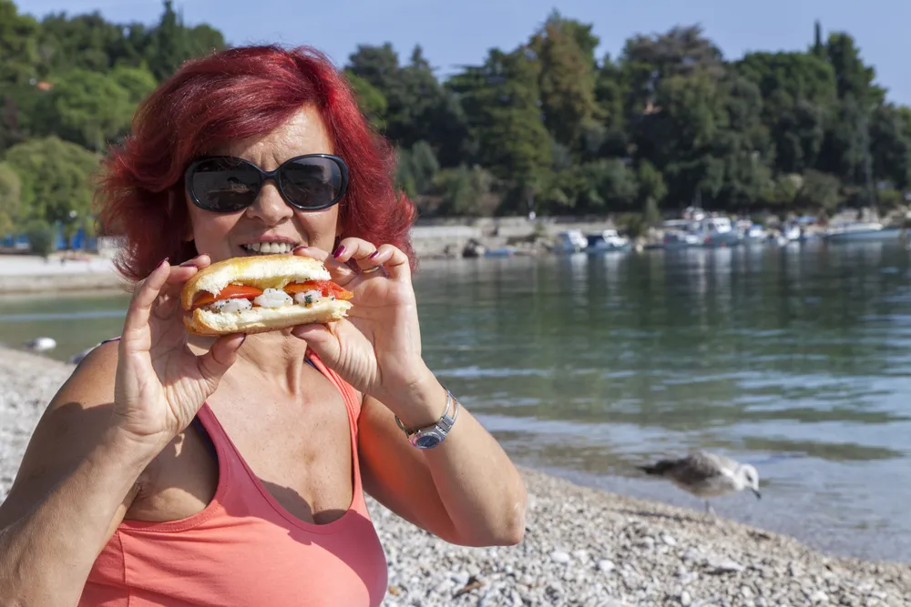Dalmatinka poslala poruku paradajz turistima koji dolaze u Hrvatsku: "Dignite im spomenik"