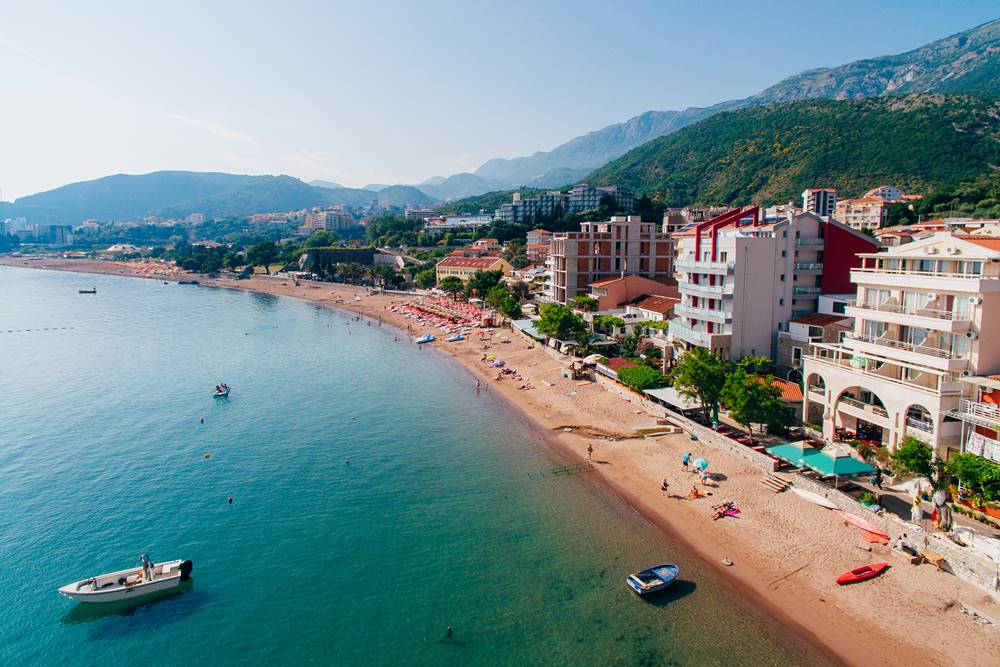 Najbolje plaže za porodice s decom u Crnoj Gori