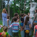 Porodični dan - Radionica za decu „Kad skulpture ožive"