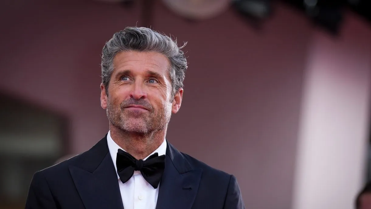 Patrik Dempsi zasijao u Veneciji na premijeri filma „Ferrari”