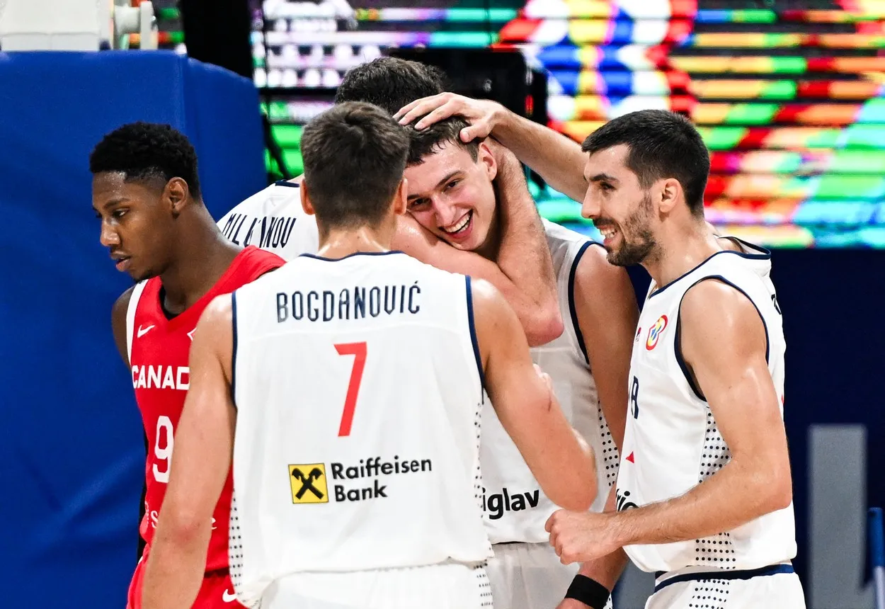 "Ideja za doček - Desingerica baca čarape sa balkona": Hit reakcija Nikole Jovića po ulasku Srbije u finale Mundobasketa