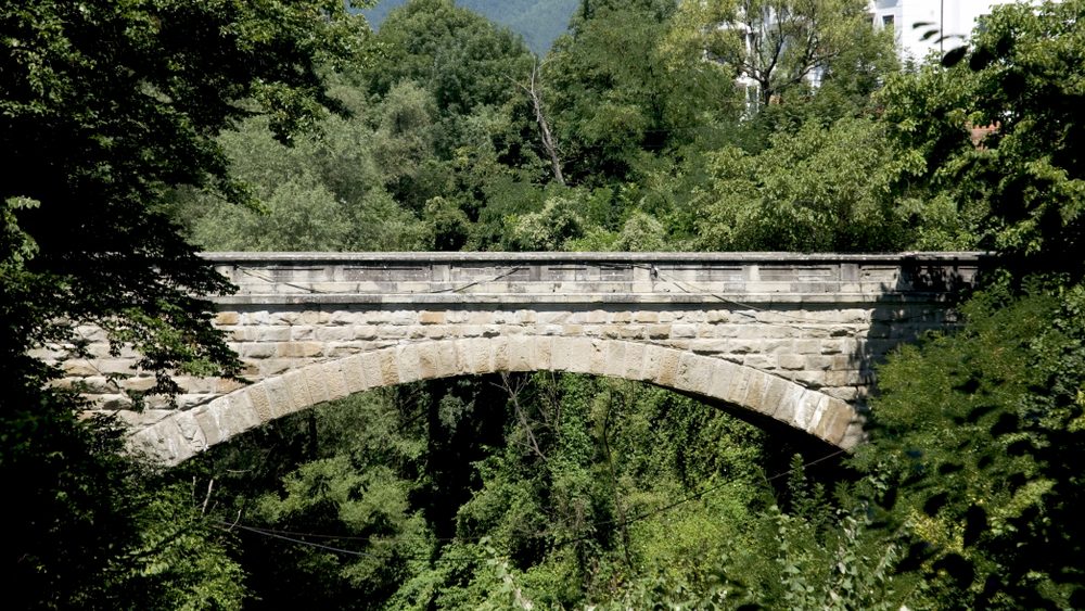 Ovaj most u Srbiji stariji je od 100 godina i još uvek u funkciji: Legenda kaže da je u njega ugrađeno 30.000 jaja