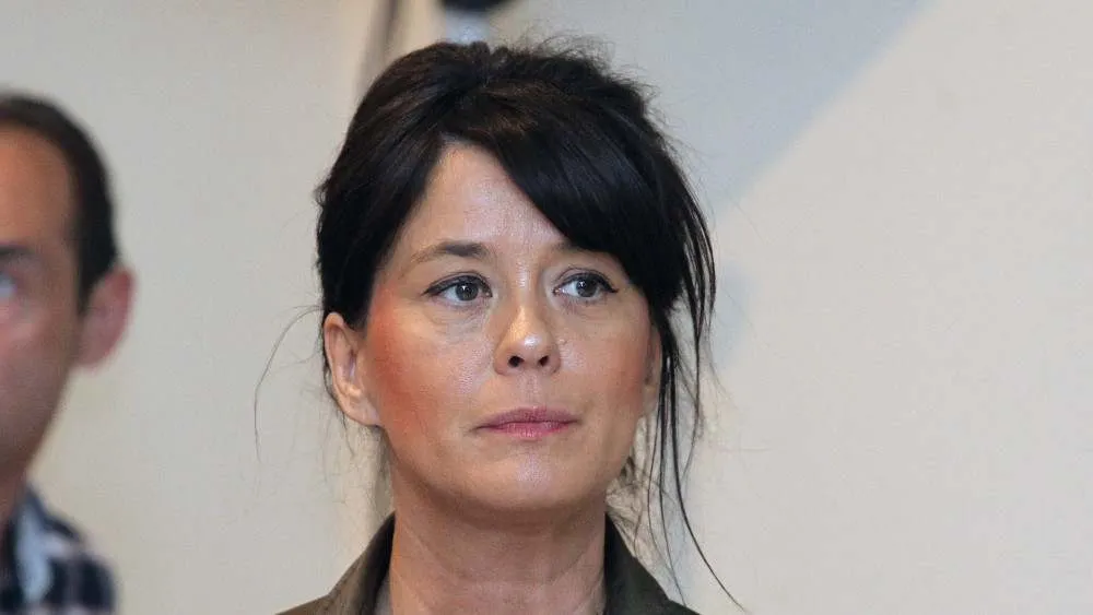 "Daje raji parizer od 260 dinara, a savetnica mu nosi Dior": Cena torbe Suzane Vasiljević je glavna tema na mrežama