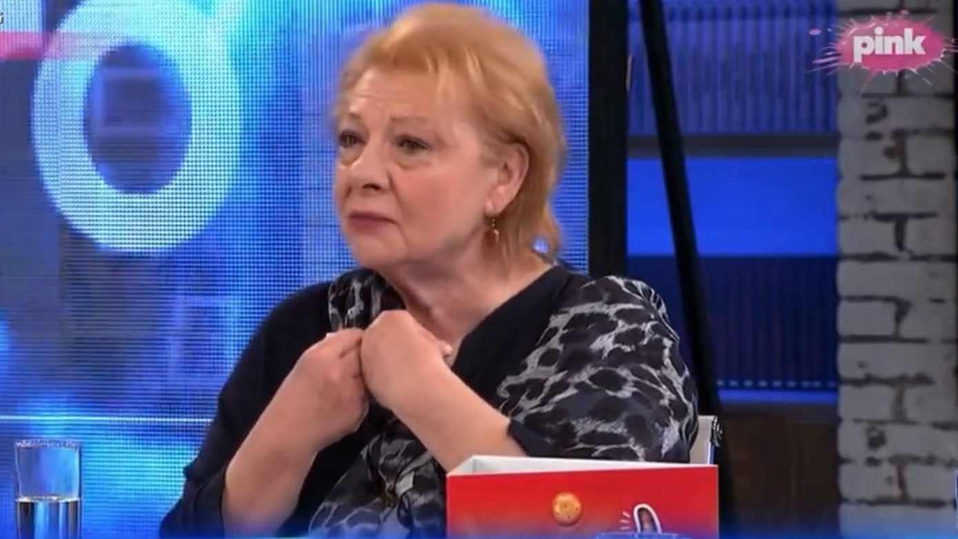 "Šamarčina" na Pinku: Radmila Živković kritikovala rijalitije uživo u programu, voditelji pokušavali da je ućutkaju