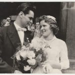 Detalj sa fotografije svadbe u Užicu od pre 100 godina o kom svi pričaju: "Znalo se ko kosi, a ko vodu nosi"