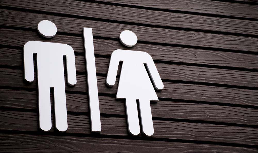 Beograd je po ovome ispred drugih: Uvedeni novi znakovi za muški i ženski WC na aerodromu, koje bi ceo svet trebalo da koristi