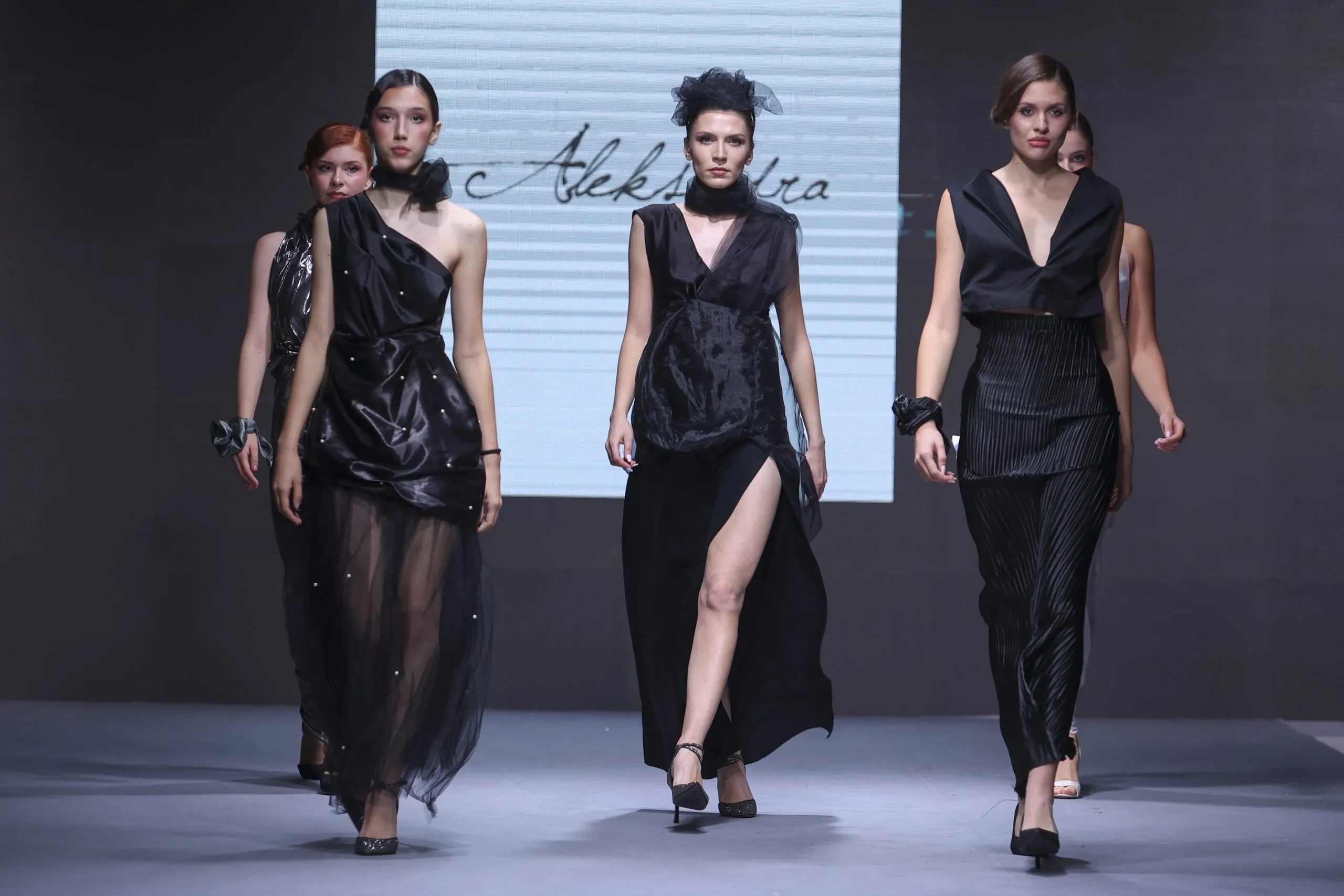 Raznolikost modnih tendencija druge večeri Fashion Selectiona