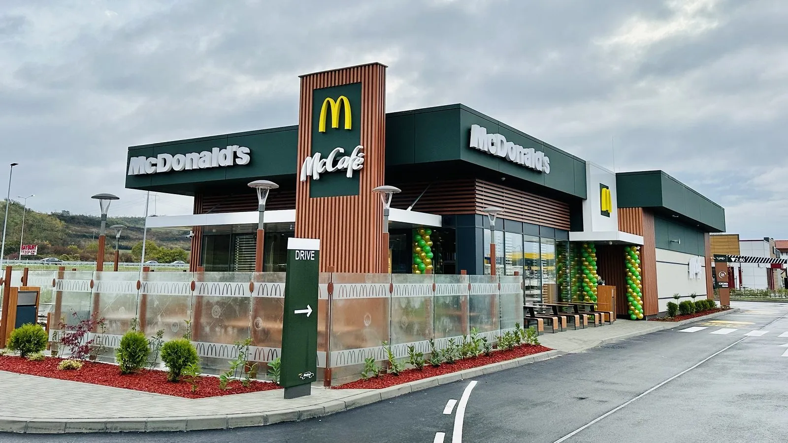 McDonald’s otvorio novi restoran u AVA Shopping Parku