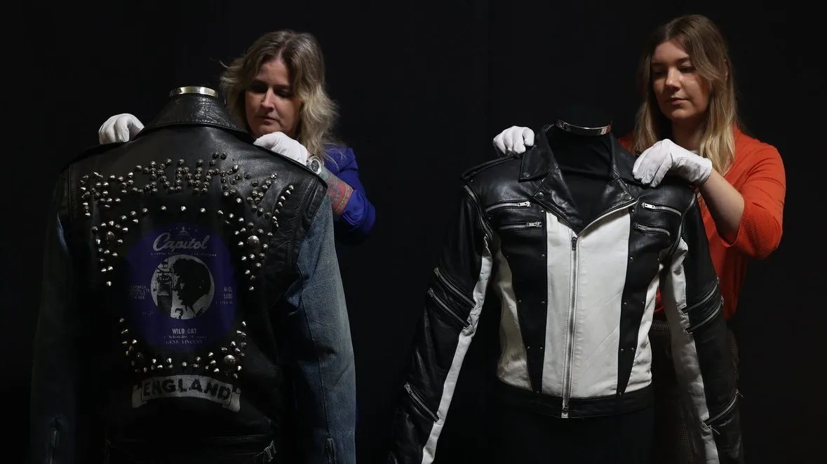 Jakna Majkla Džeksona iz čuvene reklame prodata na aukciji