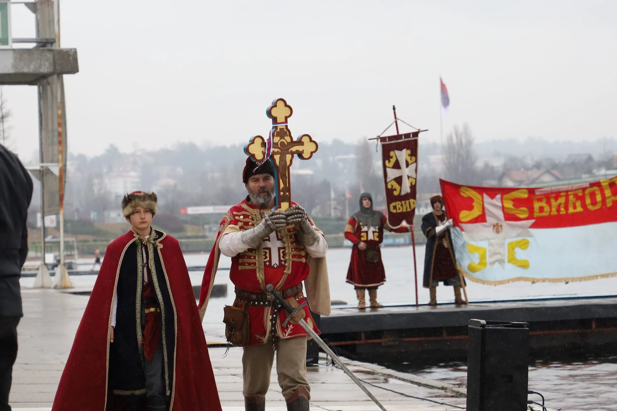 Da li se pravilno kaže Bogojavljenje ili Bogojavljanje