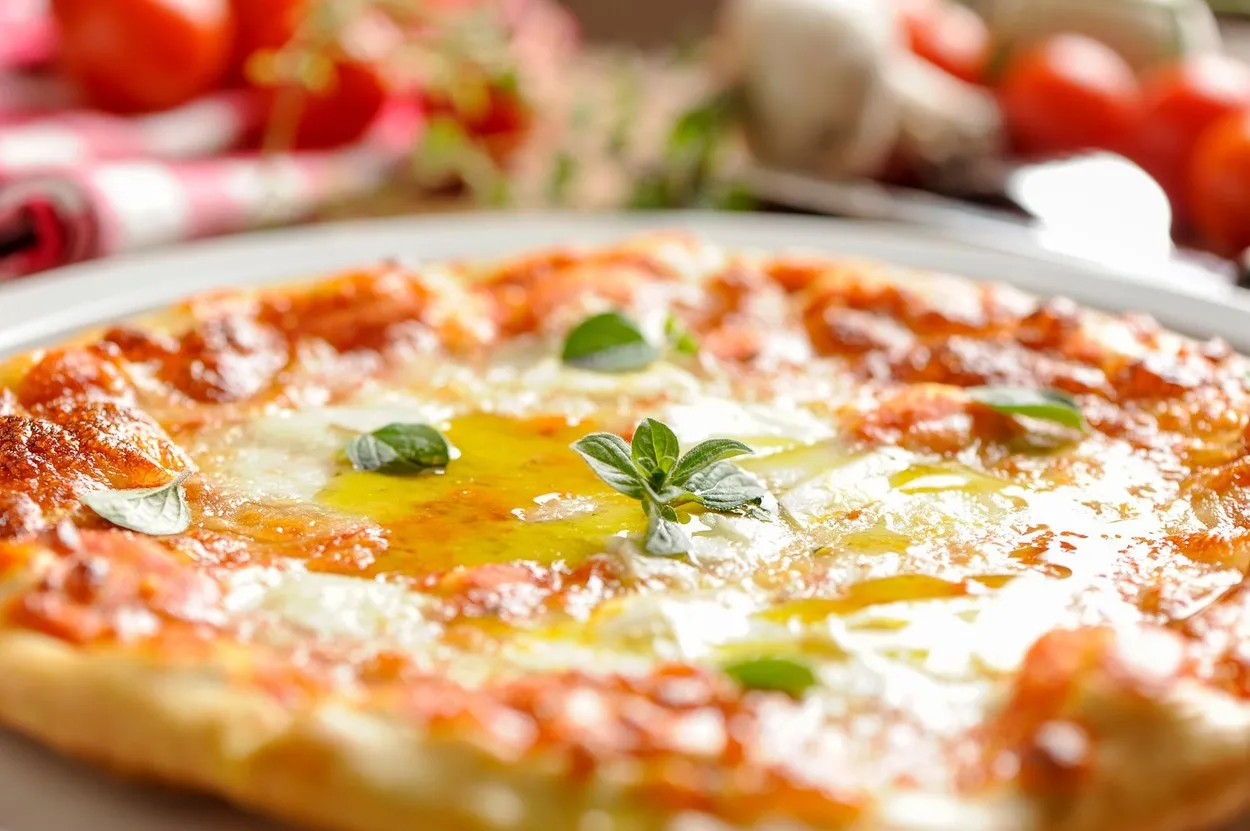 Pica koja ne goji: Lažno testo je i dalje hit, a mi imamo savršen recept