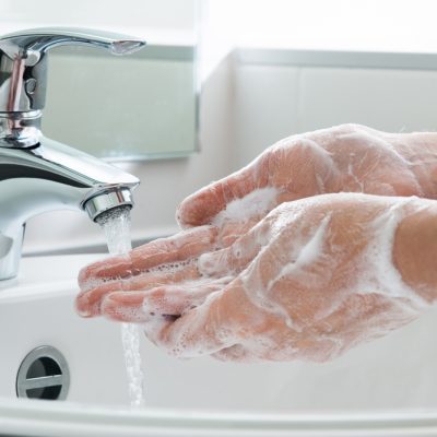 Pranje ruku hladnom ili toplom vodom? „Ovo je jedini način da se unište bakterije“, kažu stručnjaci