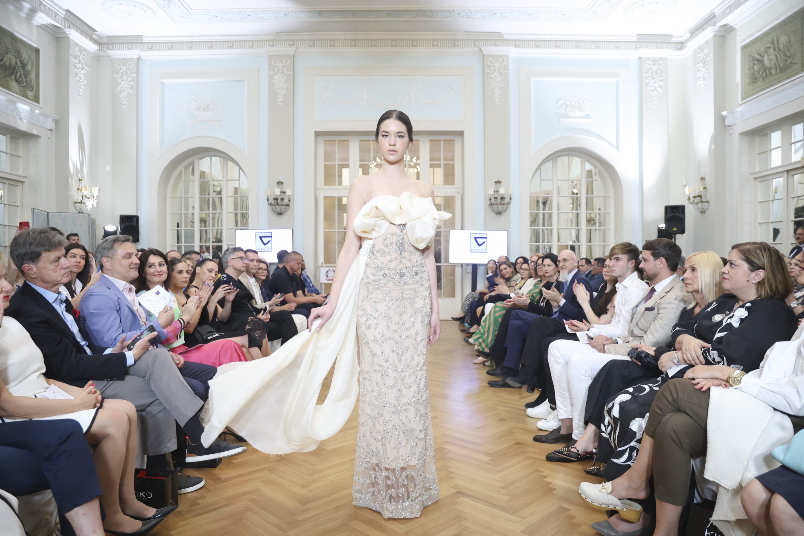 “Made in Italy” dan: Modna revija inspirisana kraljicom Jelenom Savojskom
