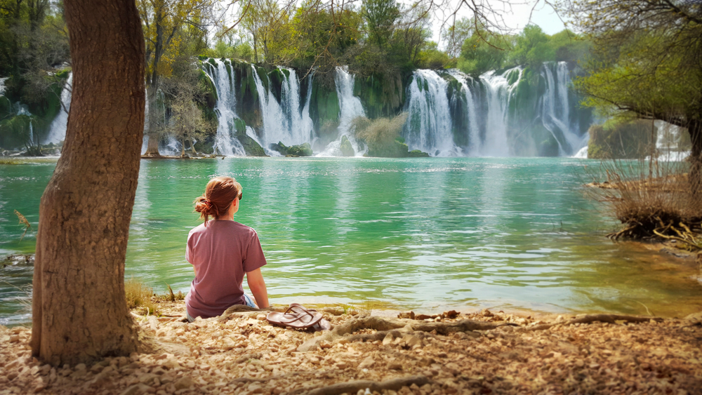 Zakoračite u neverovatnu oazu zelenila sa vodopadima visine 30 metara i doživite nezaboravno iskustvo na samo 3 sata od Beograda