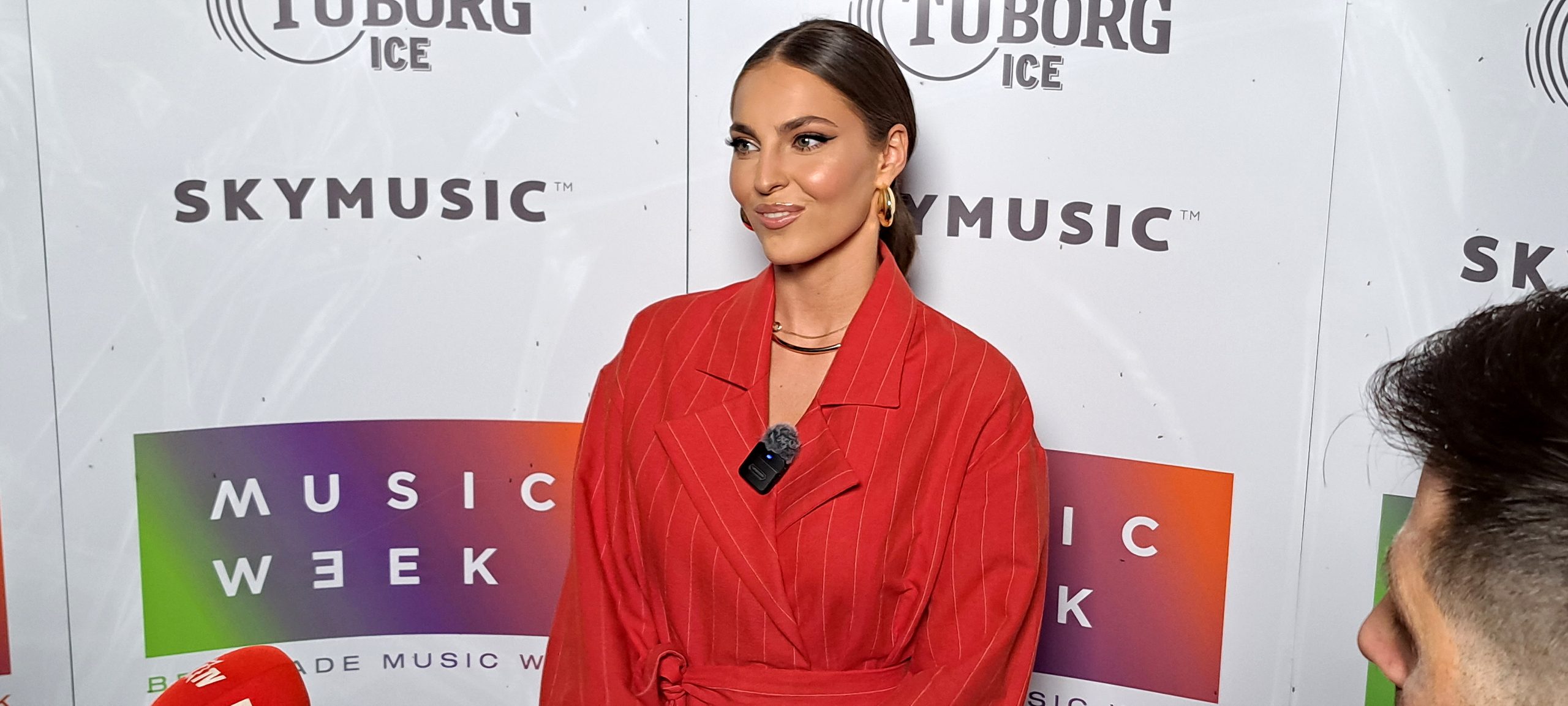 Džejlu Ramović publika gađala flašama tokom nastupa na Music Week-u