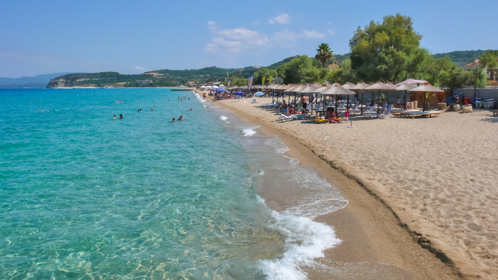 Ovo su najbolje destinacije u Grčkoj za letovanje sa decom: Čiste plaže, apoteke, igrališta...