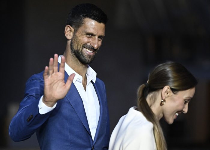 "Kakav šmeker": Novaku u Parizu prišla slavna glumica, a zbog onoga što joj je rekao fanovi ga još više vole