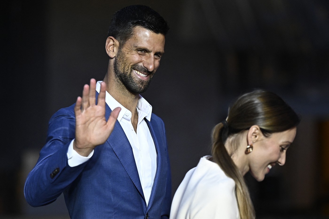 "Kakav šmeker": Novaku u Parizu prišla slavna glumica, a zbog onoga što joj je rekao fanovi ga još više vole