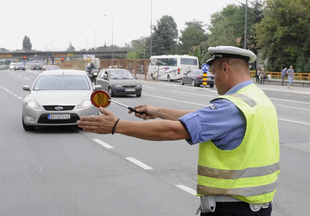 Advokat upozorava: Kad vas zaustavi policija nikada im ne odgovarajte na ovo, čini se, bezazleno pitanje