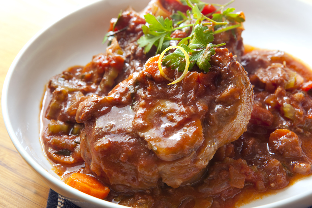 Osso buco, një specialitet italian gustator për të cilin të gjithë do të kërkojnë një recetë