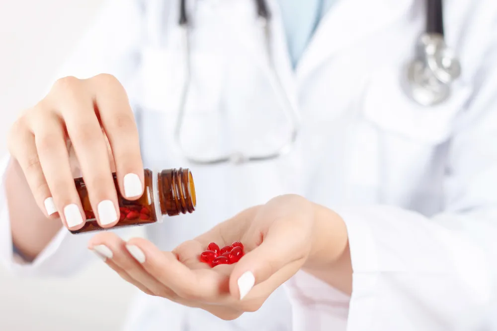 6 vrsta vitamina i suplemenata koje lekari uzimaju tokom sezone virusa kako se ne bi razboleli