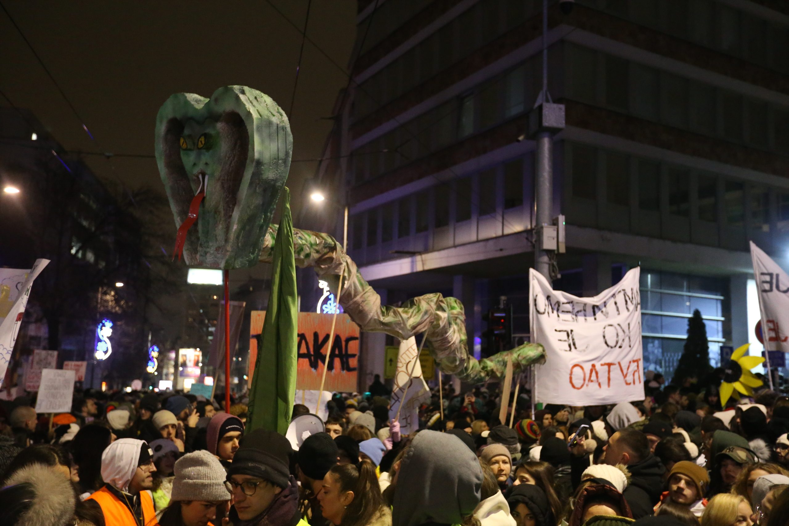 "Baci kobre da se igramo": Studenti na genijalan način odgovorili Aleksandru Vučiću