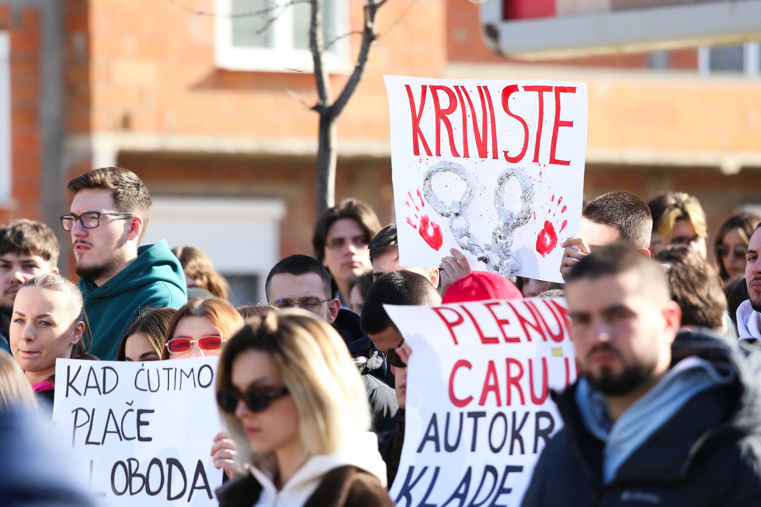 Video sa protesta u Despotovcu o kom se priča na mrežama: Kada vidite ko je na čelu kolone, sve će vam biti jasno