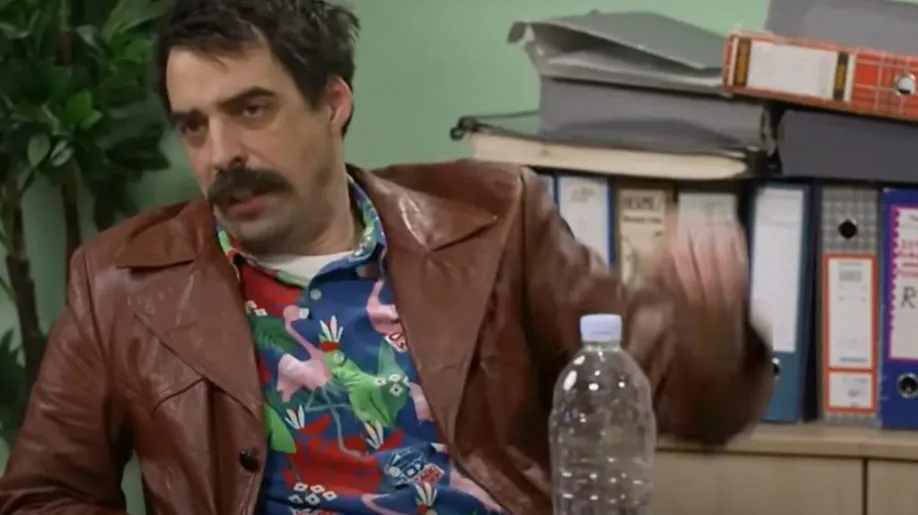 "Torbica došao da podrži Milicu": Glumac se fotko sa transparentom u rukama i sada je jasno da "pumpa"