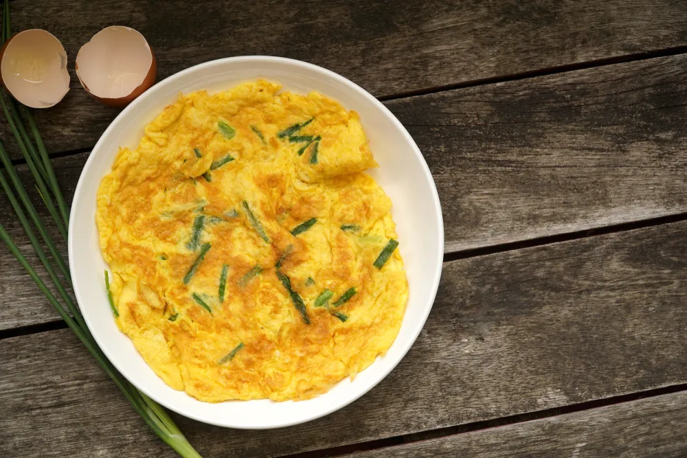 Da li ste čuli za tajlandski omlet? Popularno street food jelo koje turisti obožavaju, caka je u jednom sastojku
