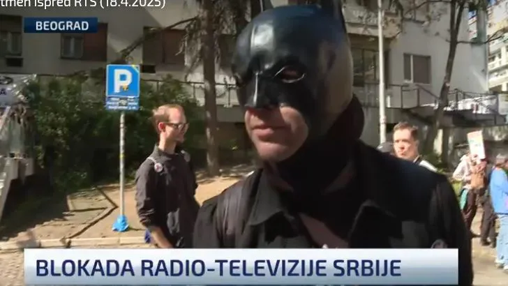 Betmen ispred RTS-a: “Pikaču je došao, nekoliko Betmena, ali studenti su naši glavni superheroji”