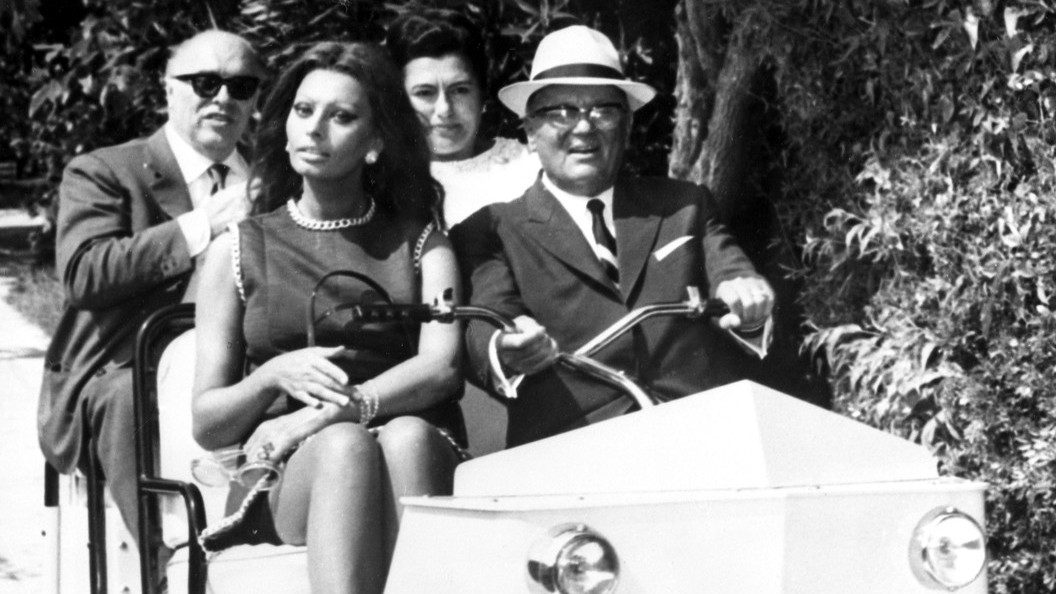 Na njega je "pala" Sofija Loren, nadživeo je Broza, a i Jugoslaviju: Evo zašto o čuvenom Titovom ljubimcu ovih dana svi pričaju
