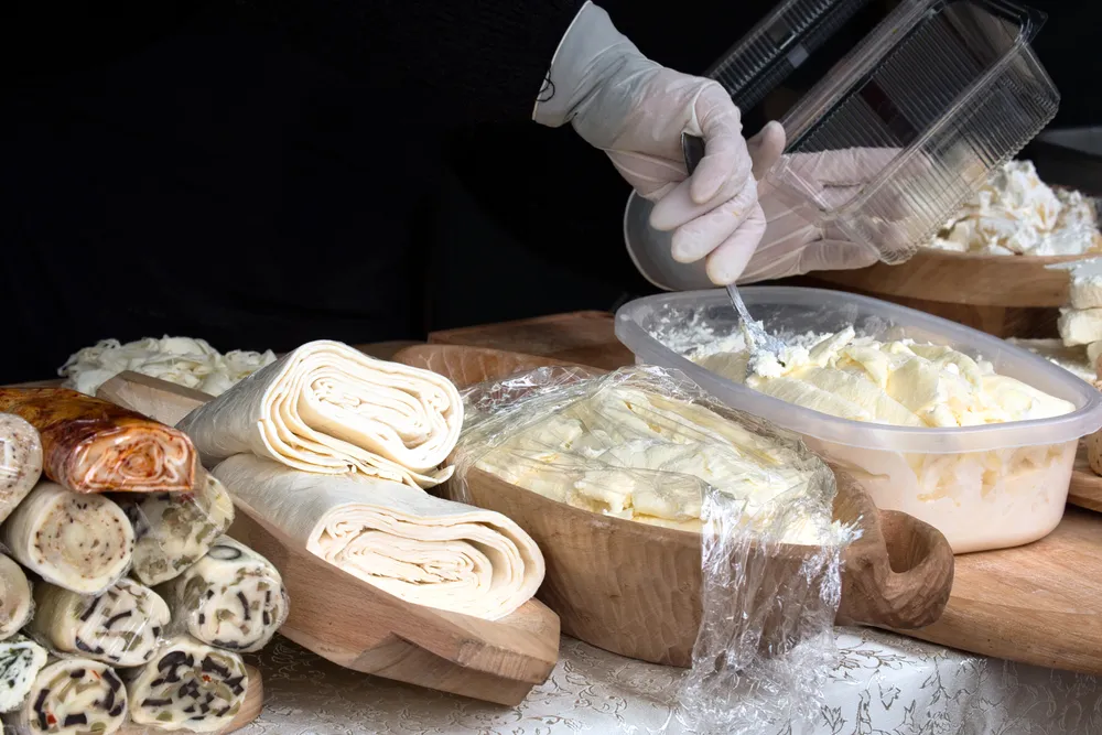 Srpsko jelo od sira na prvom mestu liste najboljih po izboru sajta Taste Atlas: Moćno pastirsko jelo neobičnog imena