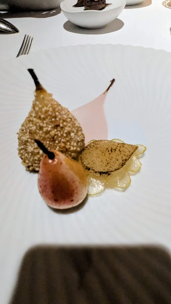 Mišlenov put oko sveta: Posetili smo najstariji restoran sa zvezdicom i probali najbolju piletinu na svetu