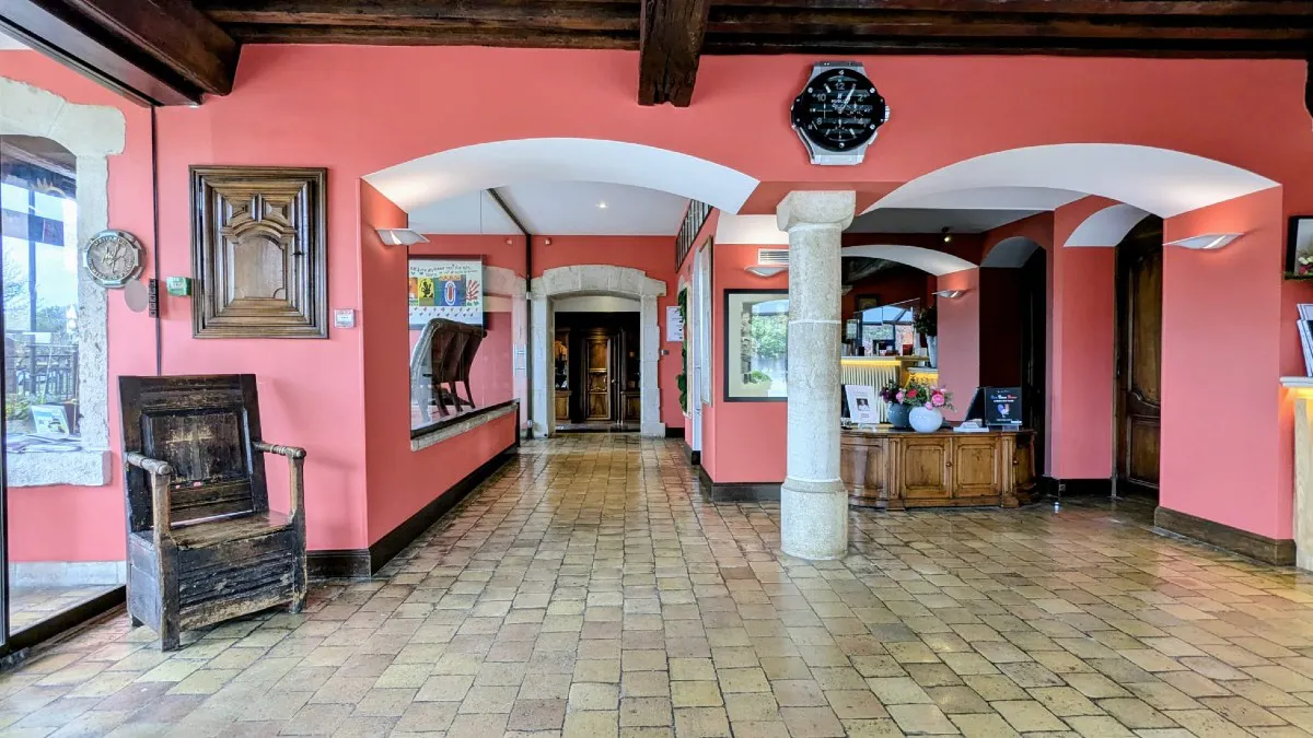 Mišlenov put oko sveta: Posetili smo najstariji restoran sa zvezdicom i probali najbolju piletinu na svetu