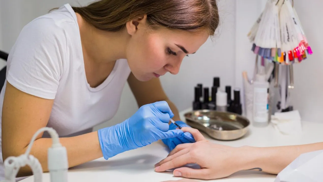 Vreme je za letnji pedikir: Ovo su najlepše boje koje dominiraju sezonom