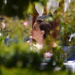 Svi gledaju u haljinu Eve Longorije u Kanu: Puter žuta boja ovog proleća iskače iz frižidera