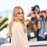 Torba Dženifer Lorens u koju su gledali svi u Kanu: Cena je paprena, a nose je i domaće lepotice