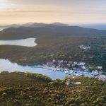 Mnogi još nisu čuli za ovo ostrvo, a najsunčanije je na Jadranu: Na njemu usred sezone možete pronaći praznu plažu